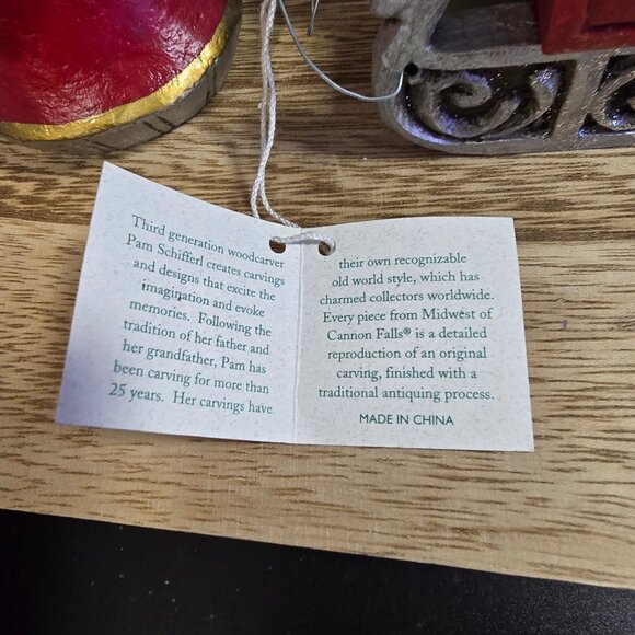 NWT Pam Schifferl Handcrafted Santa Figurine With Lantern & Sleigh Red/Gold - Picture 14 of 14